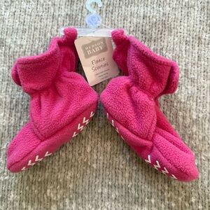 Hudson Baby Fleece Scooties Booties Pink Infant Slippers Non-Skid Size 6-12M NWT
